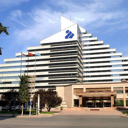 Inn Fine Hotel Dalian Bagian luar foto